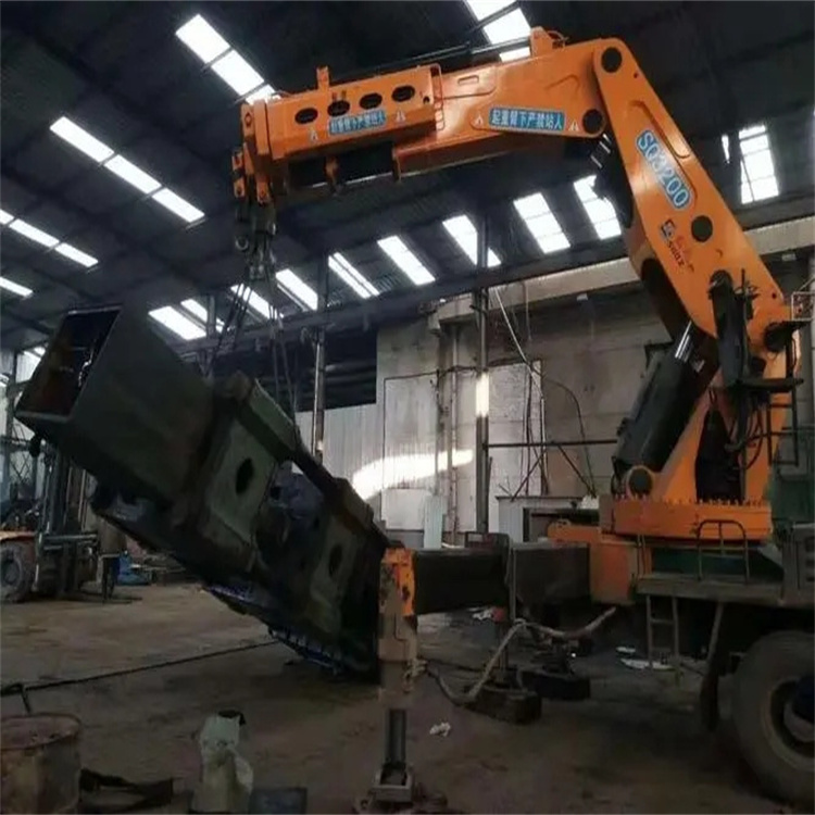 上饶130吨折臂吊车出租吊机租赁附近电话